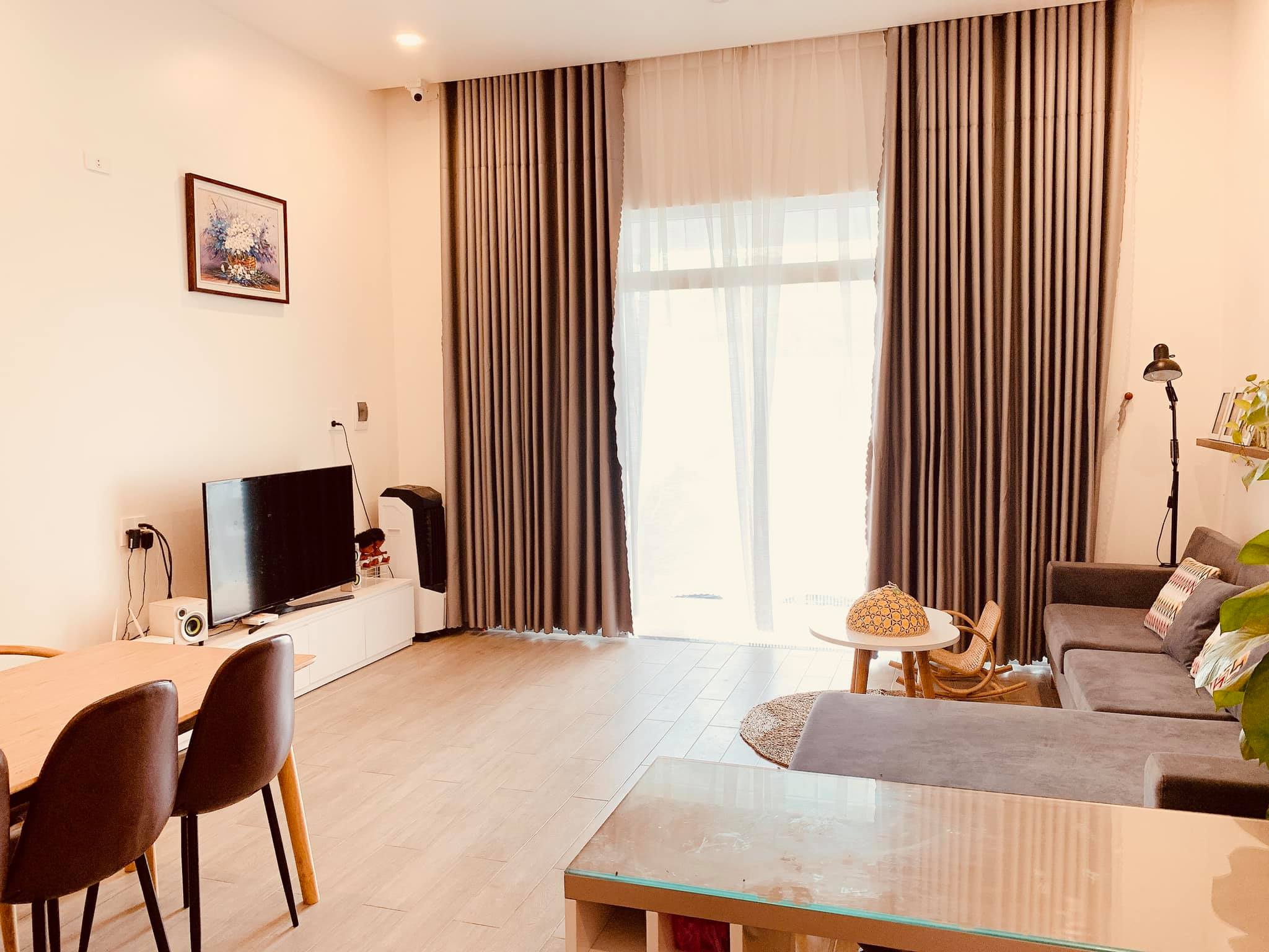 Đây là một góc khách của phòng khách.